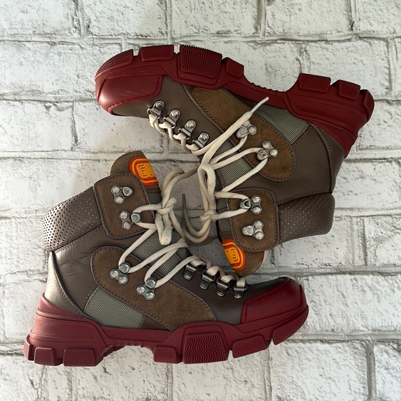 Gucci FlashTrek Boots - Picture 2 of 16
